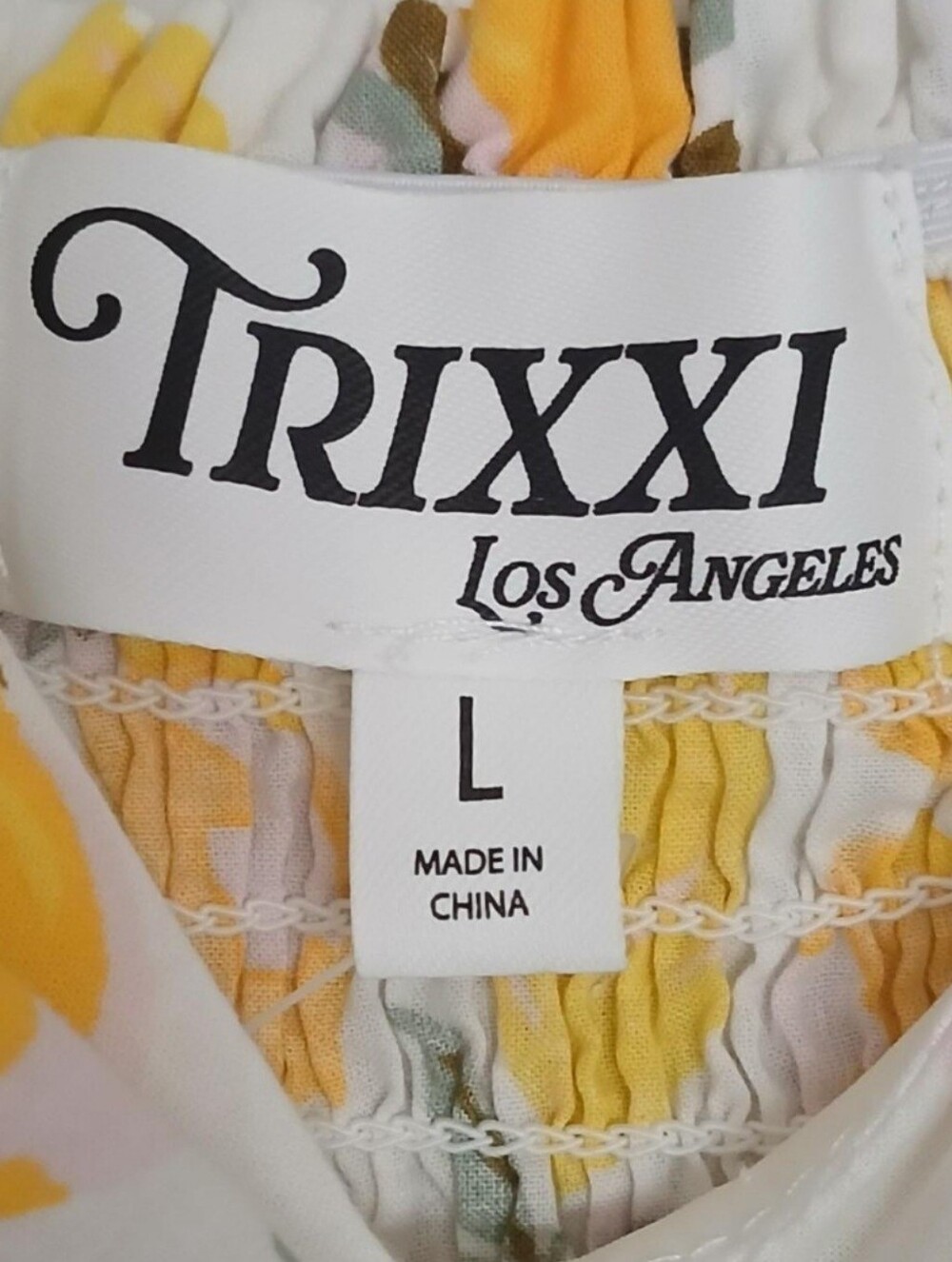 Trixxi White Dress with Yellow Lemon Print and Puff Sleeves Size L - Picture 2 of 9